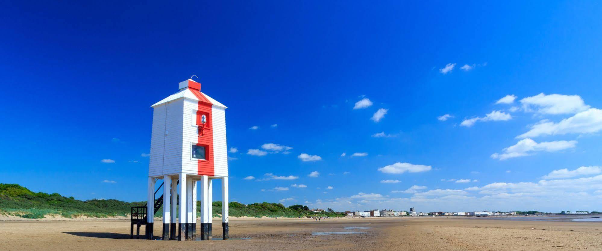 The Royal Clarence (adults Only) Hotel 2*