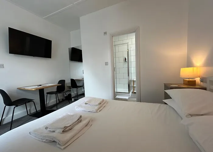The Royal Clarence Hotel (Adults Only)