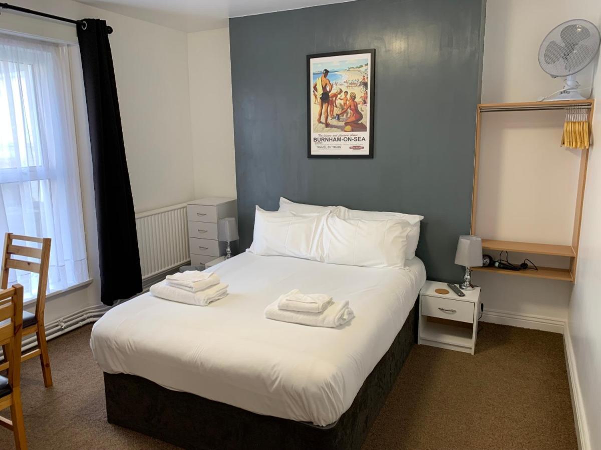 The Royal Clarence (adults Only) Отель 2*