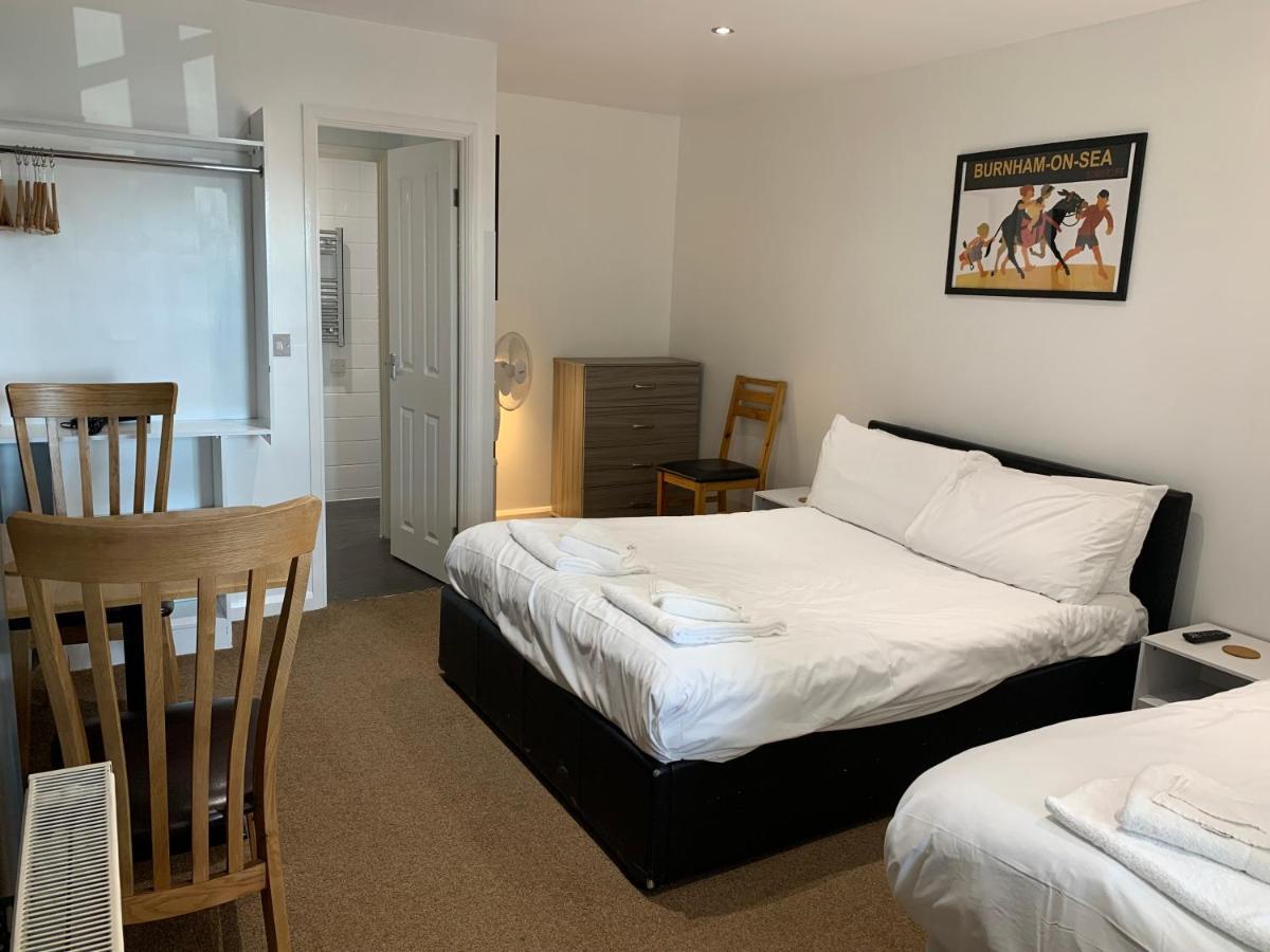 The Royal Clarence (adults Only)
