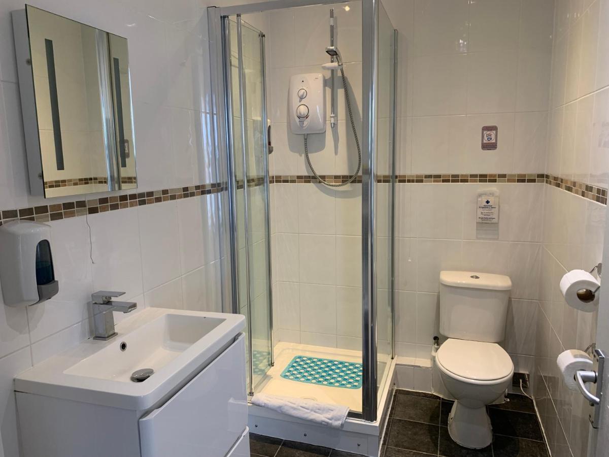 Hotel The Royal Clarence (adults Only) 2*