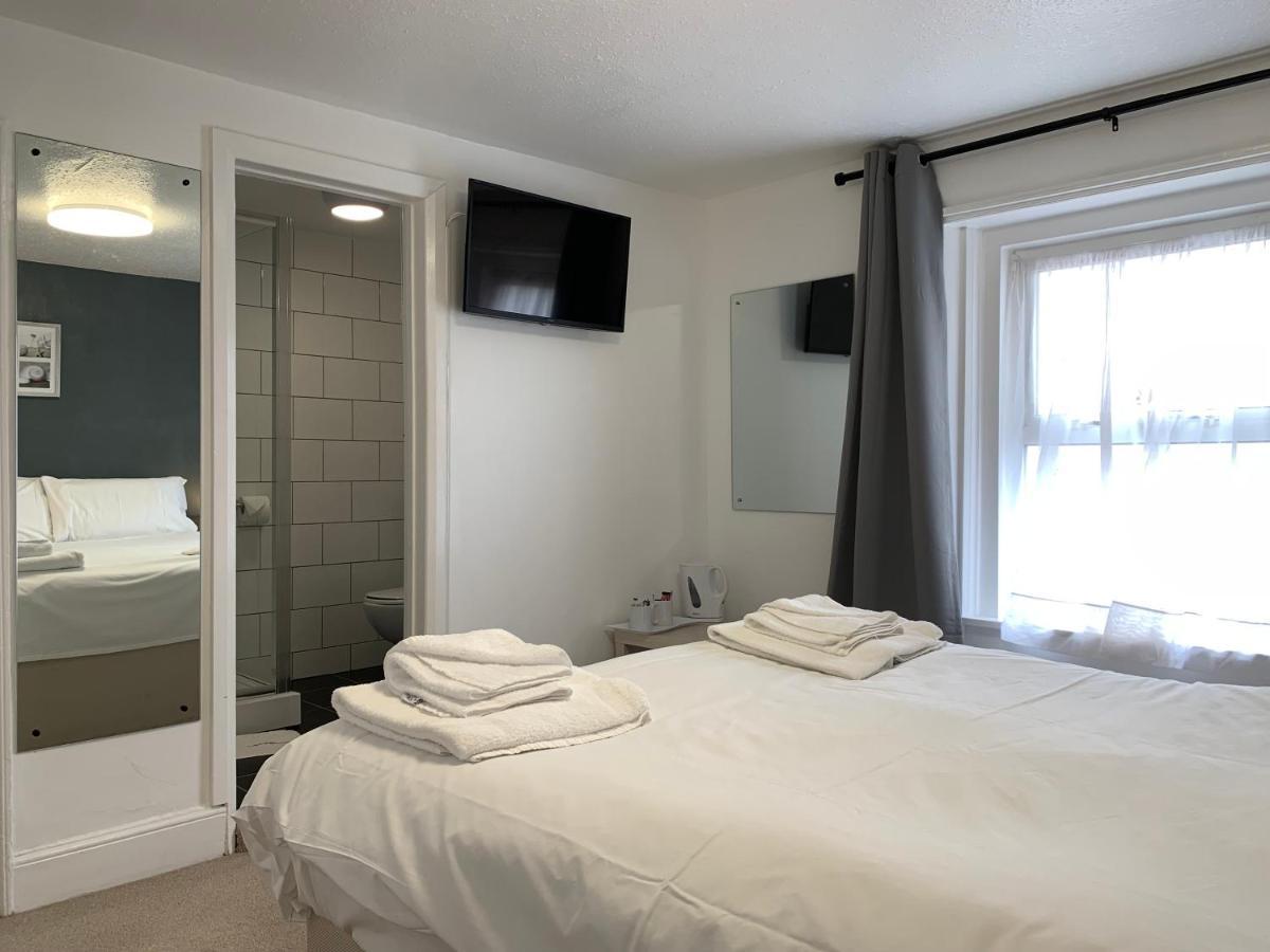 The Royal Clarence (adults Only)