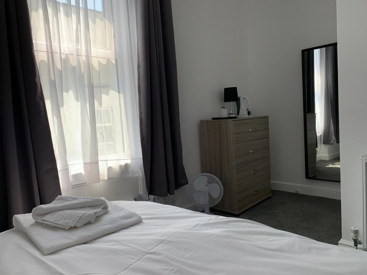 Hotel The Royal Clarence (adults Only)