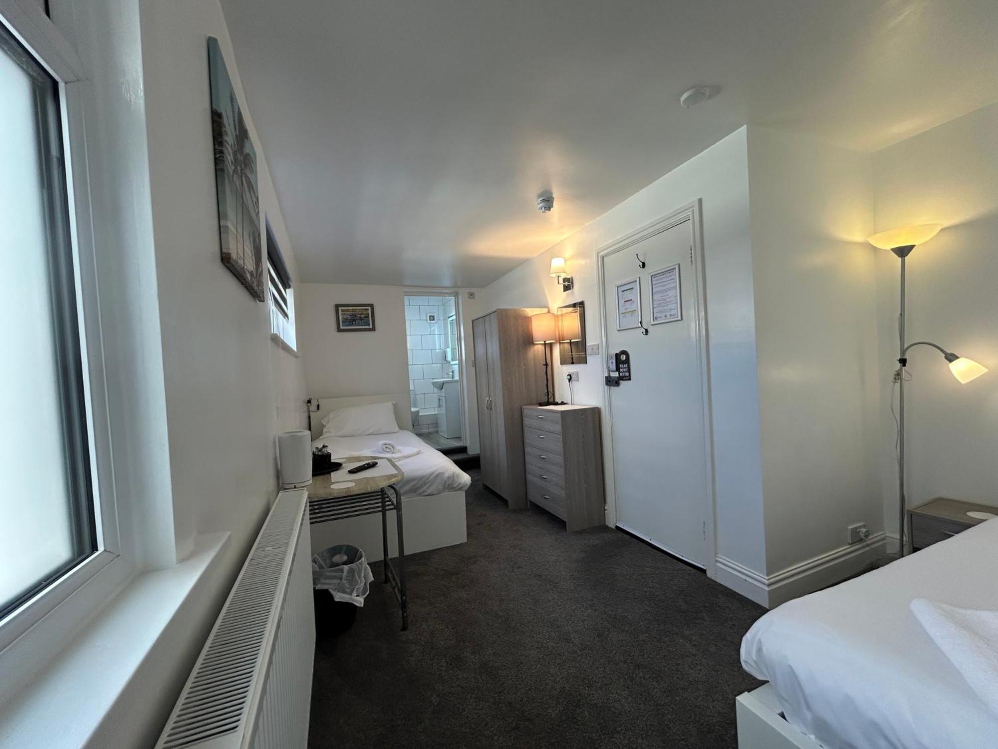 The Royal Clarence (adults Only) Hotel 2*